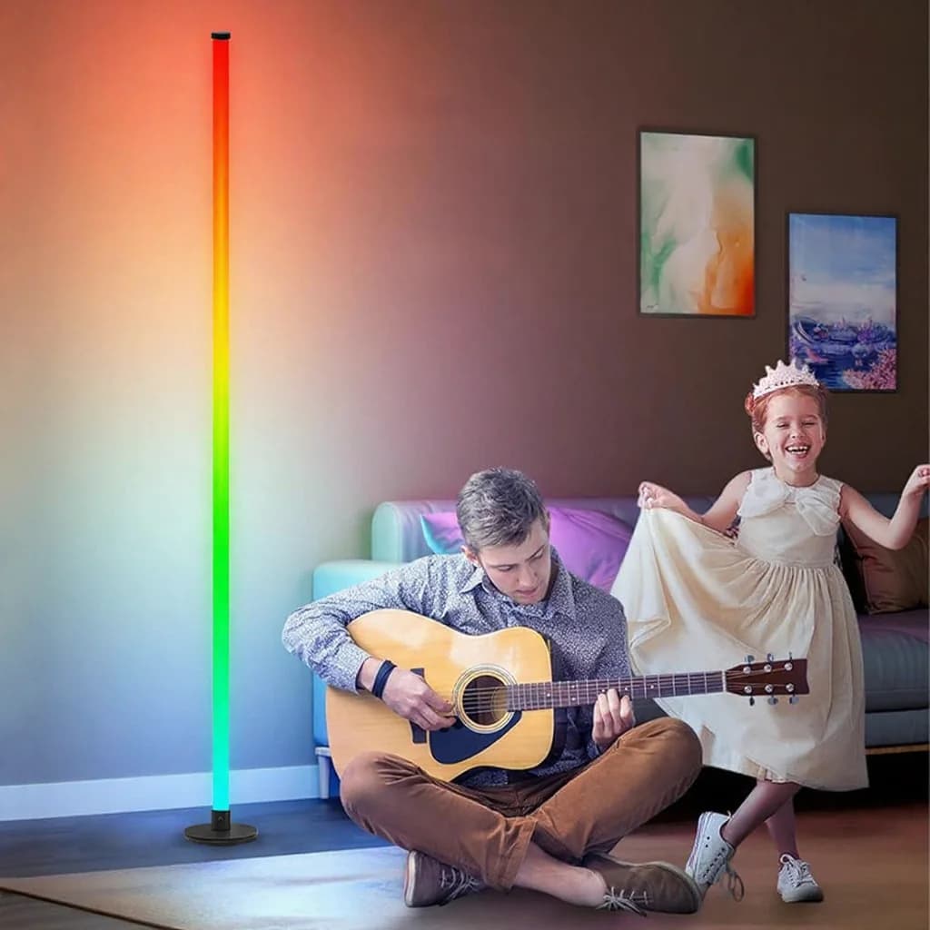 Lampă de podea LED RGB cu control prin aplicație pentru living