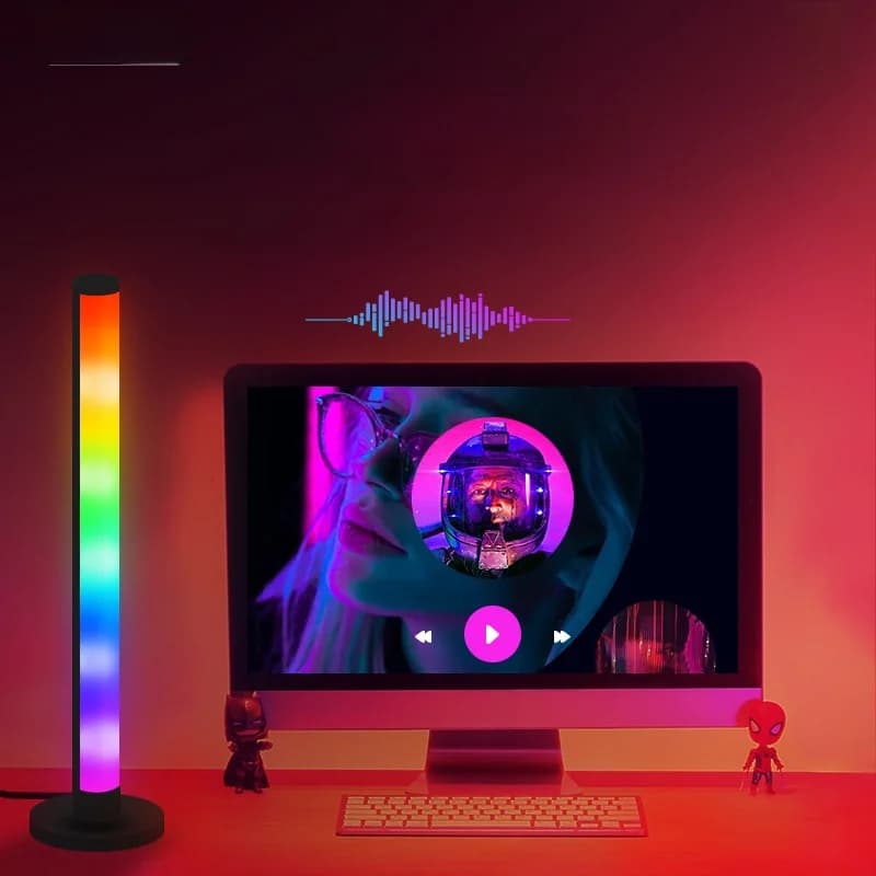 Lampă de birou LED RGB cu reacție la sunet și control prin aplicație