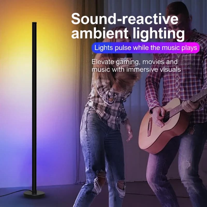 Lampă de podea RGB modulară cu sincronizare muzicală și control prin aplicație